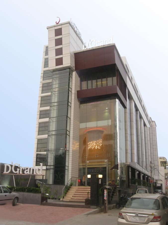 Hotel D'Grand Bareilly Eksteriør billede
