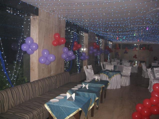 Hotel D'Grand Bareilly Eksteriør billede